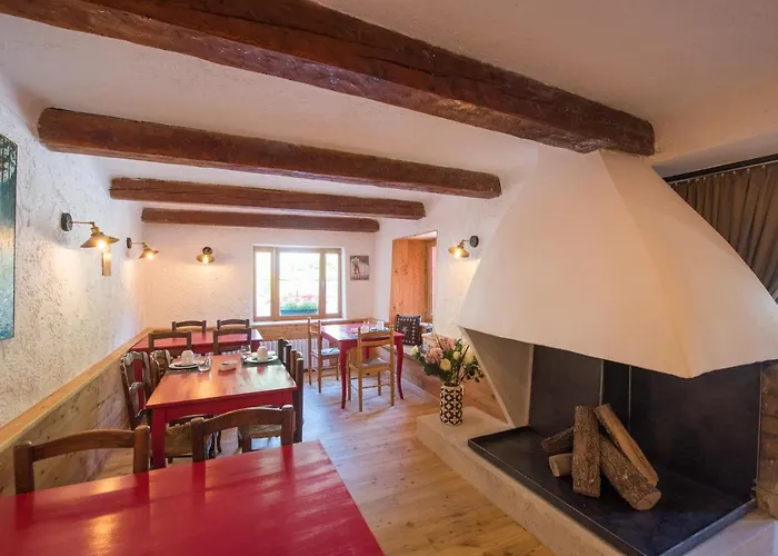 Hotel Du Bachelard 2*