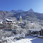 Hotel Du Bachelard 2*