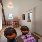 Du Bachelard Hotel 2*