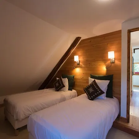 Du Bachelard Hotel