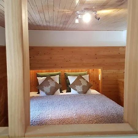 Du Bachelard Uvernet-Fours