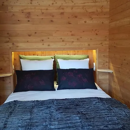 Du Bachelard 2* Uvernet-Fours