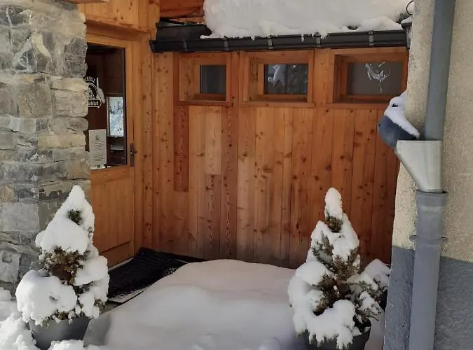 Du Bachelard Uvernet-Fours