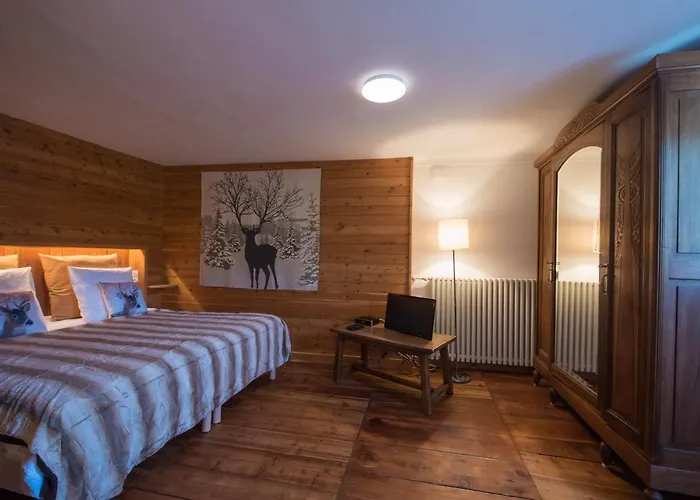 Du Bachelard Uvernet-Fours